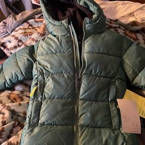 NWTS boys short puffer jacket wind/water resistant  Green wblack interior. 4/5